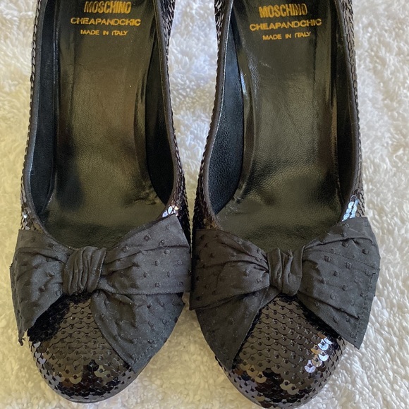 Moschino Made in Italy Sequence Black Round Toe Shoes with Bow. Size 7 … - Picture 4 of 7